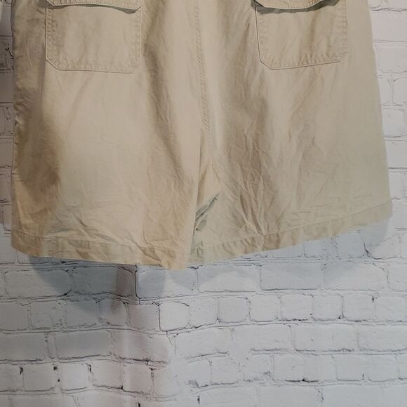 Vintage L.L. Bean tan khaki hiking cargo shorts size 20 - Picture 6 of 7